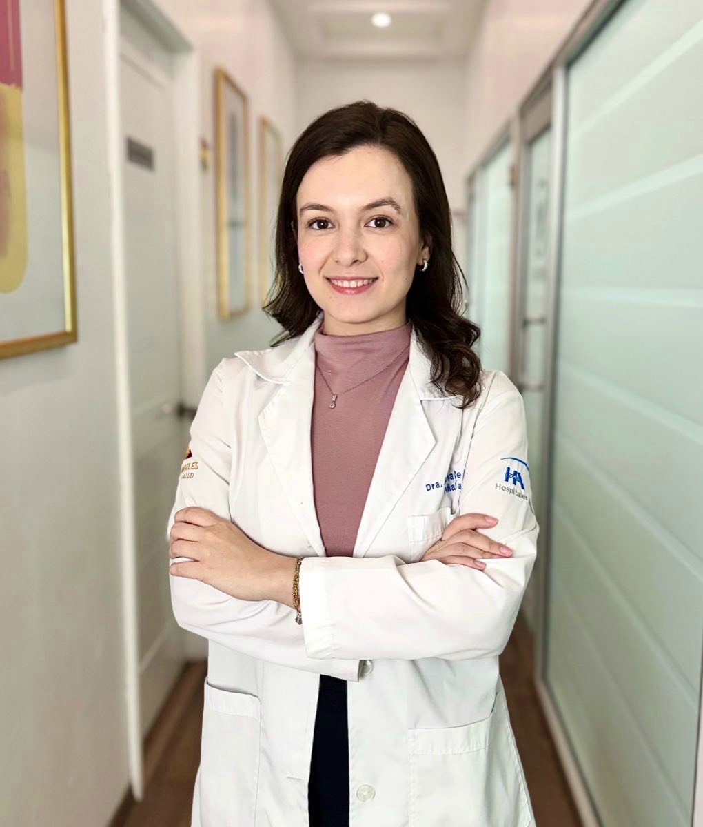 Dra Adriana de Hoyos